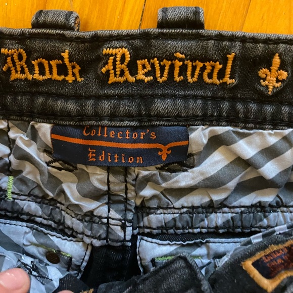 Collectors Edition Rock Revival Jeans - Picture 6 of 8